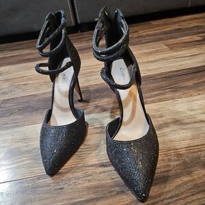 Gianni Bini high heels